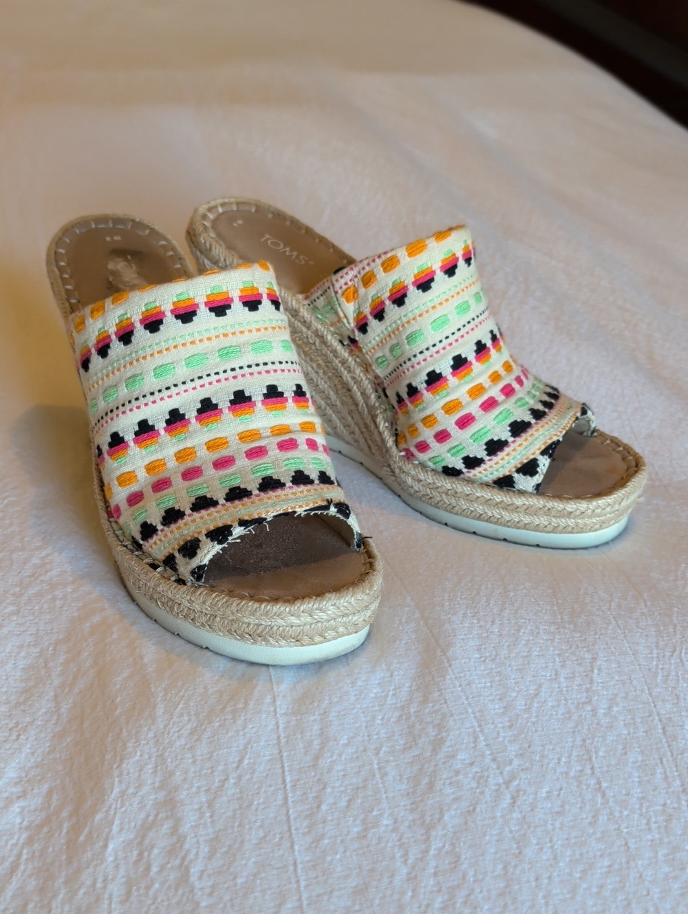Toms Multicolor Espadrille Wedge Slides sz 8